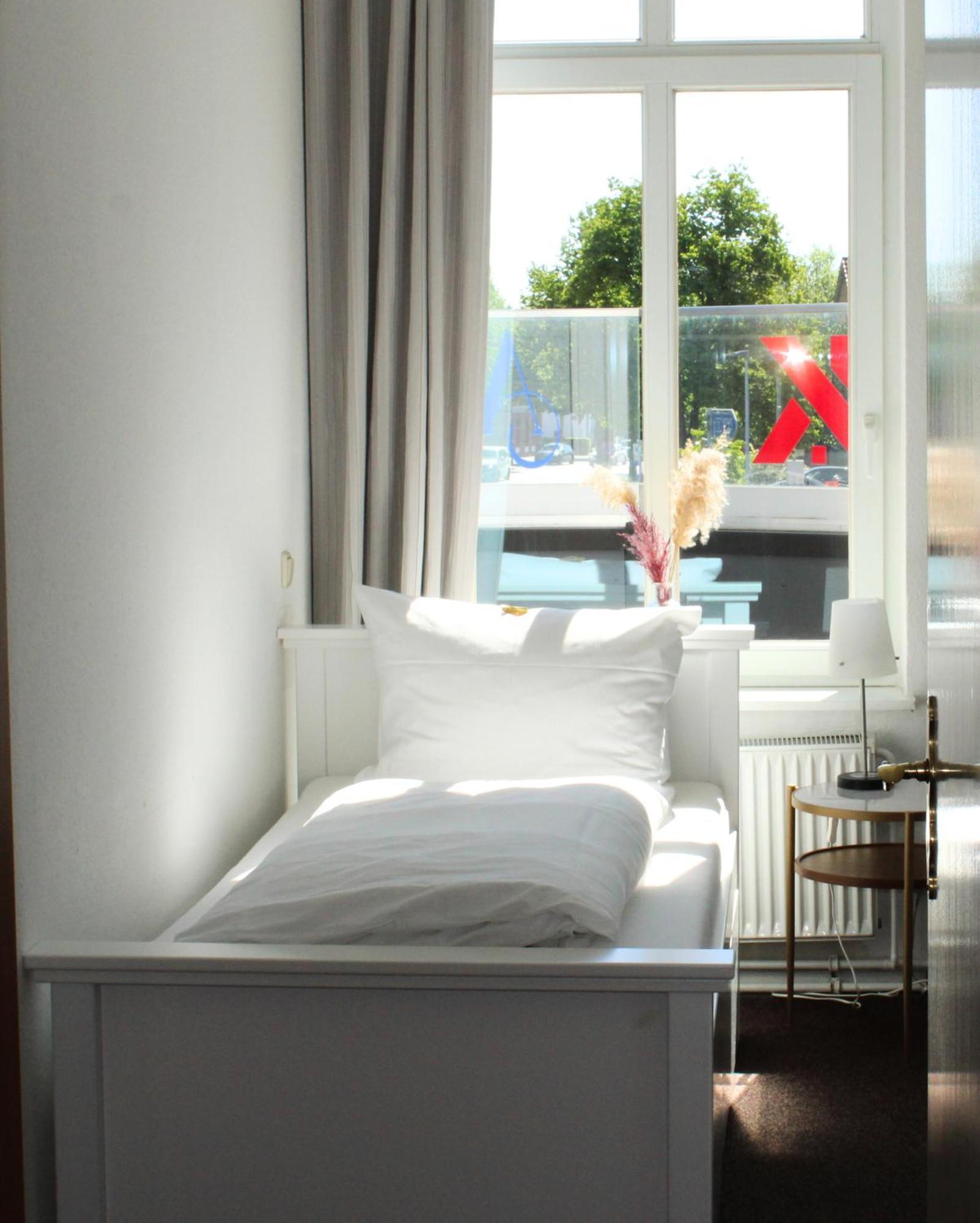 Adler & Eventlocation Gmbh * Itzehoe