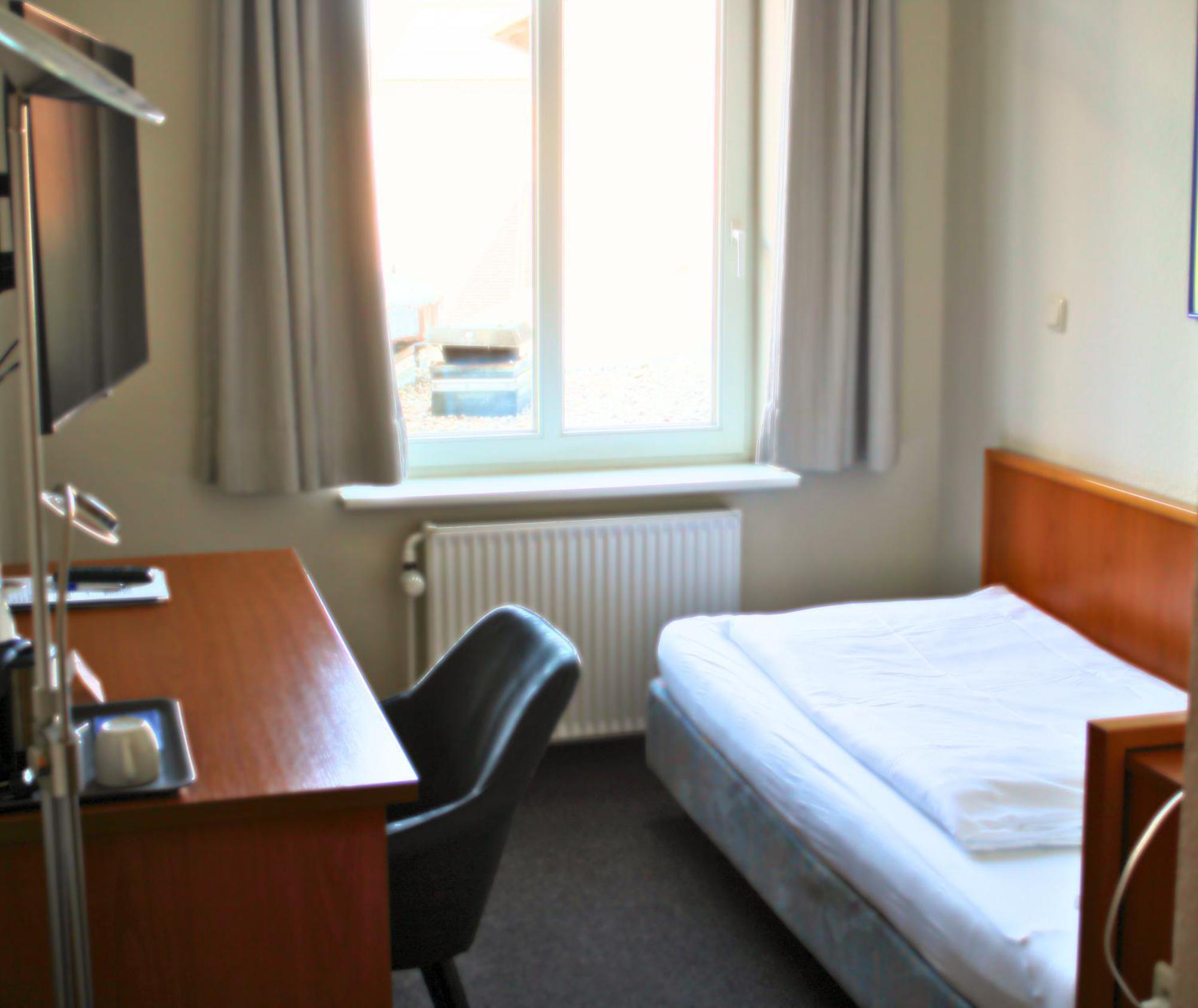 Adler & Eventlocation Gmbh Hotel *